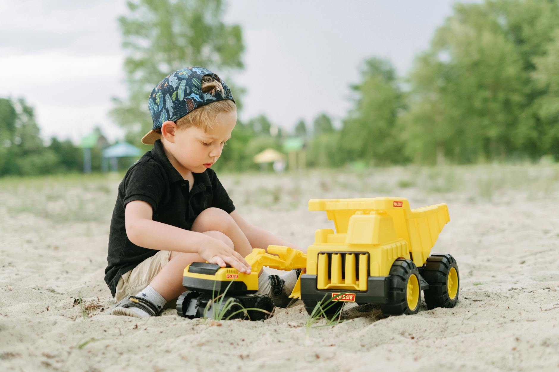 What Outdoor Toys and Activities Do Kids Actually Love? (Real Parent Picks)